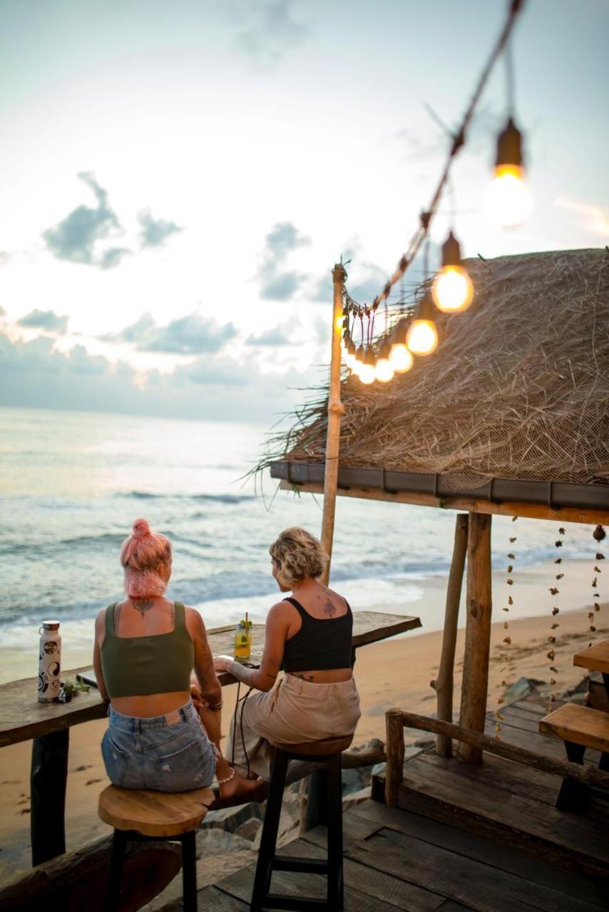 Backpack Beach Hostel & Reggae Bar Galle Extérieur photo